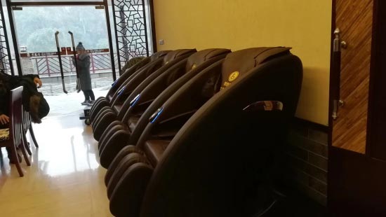 经常使用按摩椅对身体不好？（按摩椅用多了有好处吗）